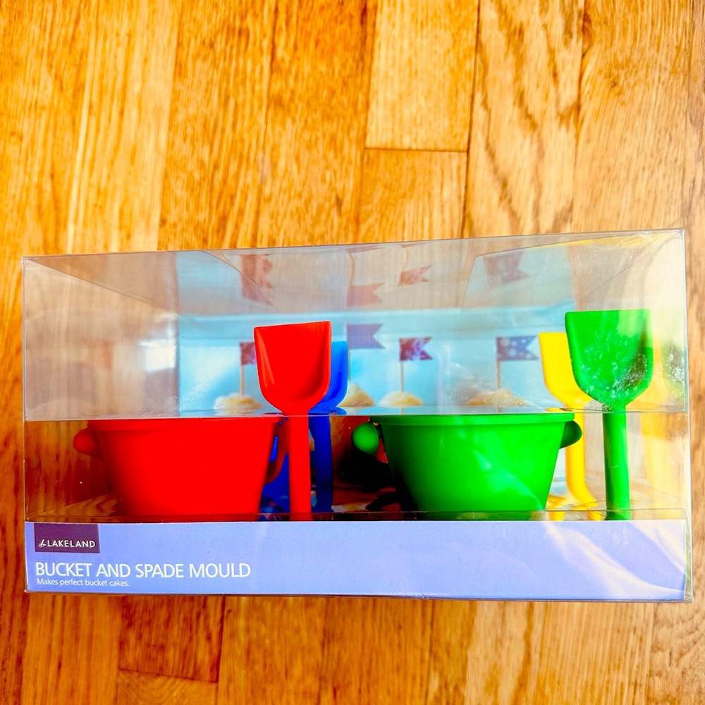 Bucket and spade silicone set for baking - 4 pack
